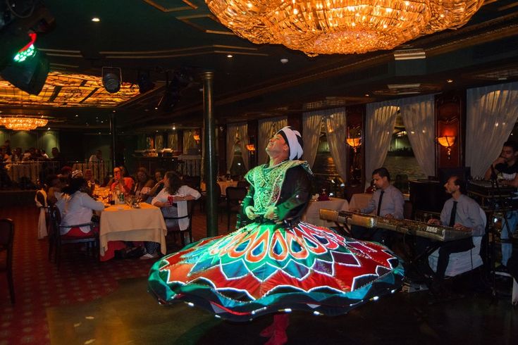 Cairo dinner Cruise with Belly dancer show